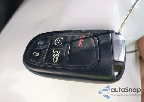 2016 Jeep Cherokee Trailhawk from USA, damaged, VIN 1C4PJMBS5GW323145